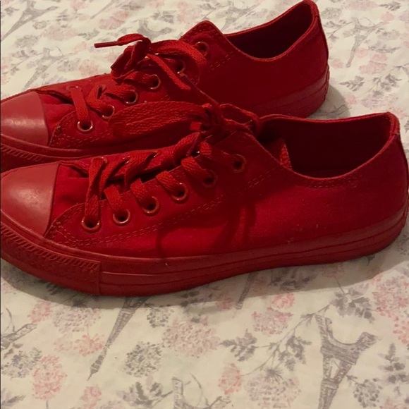 Shoes - Picture 2 of 4